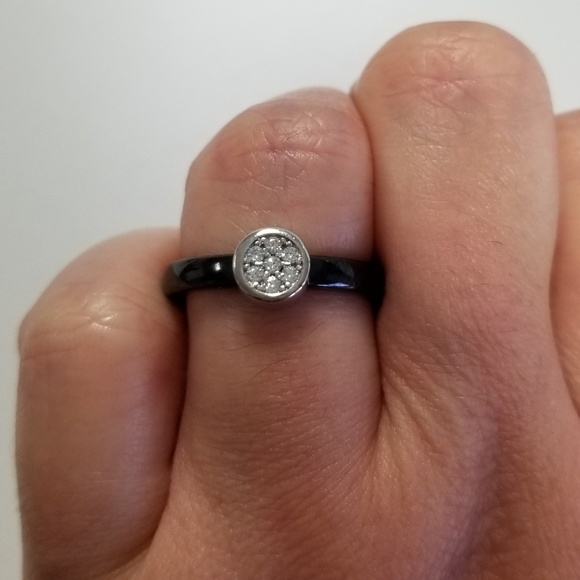 Black Ceramic Pave Solitaire - Picture 7 of 8